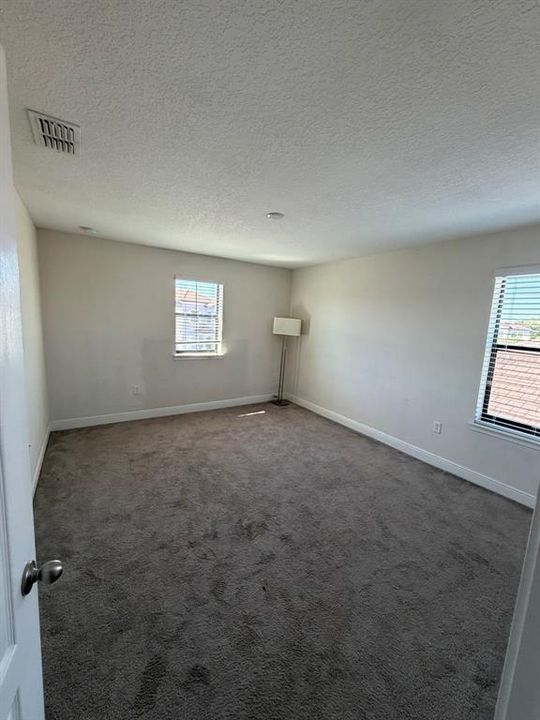 For Rent: $2,900 (4 beds, 4 baths, 2537 Square Feet)