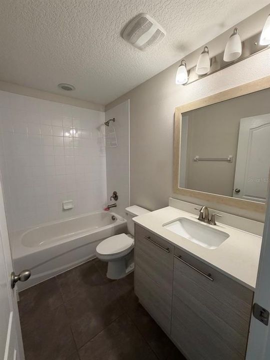For Rent: $2,900 (4 beds, 4 baths, 2537 Square Feet)
