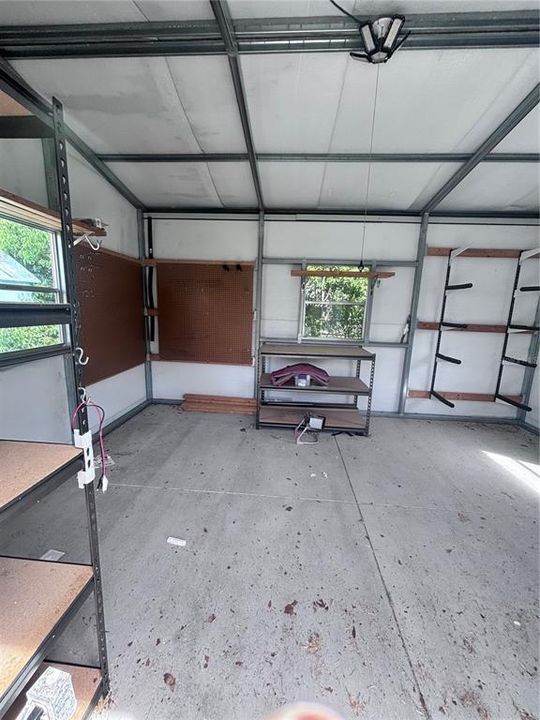 For Rent: $2,200 (3 beds, 2 baths, 1864 Square Feet)