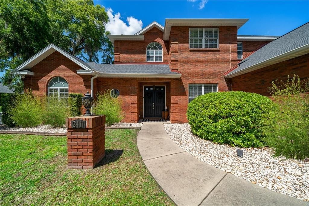 En Venta: $849,900 (4 camas, 2 baños, 3886 Pies cuadrados)