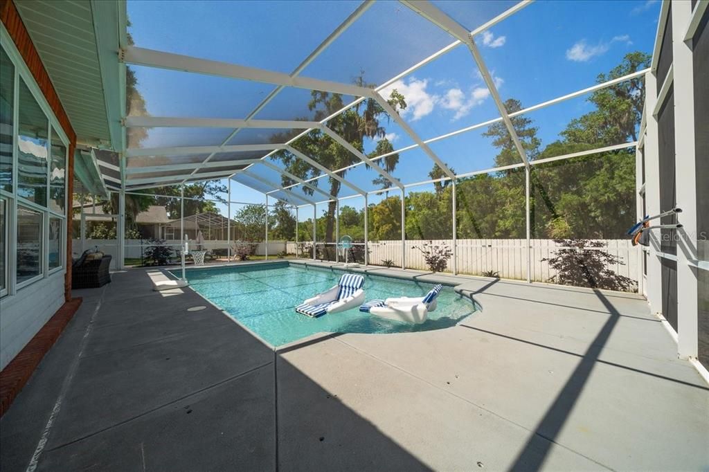 En Venta: $849,900 (4 camas, 2 baños, 3886 Pies cuadrados)