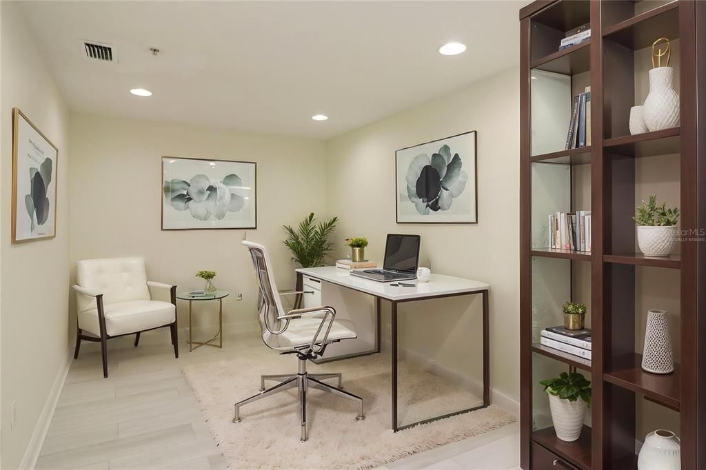 For Sale: $399,500 (2 beds, 2 baths, 1758 Square Feet)
