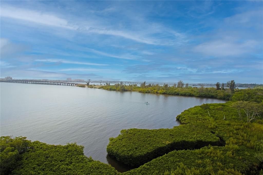 For Sale: $399,500 (2 beds, 2 baths, 1758 Square Feet)