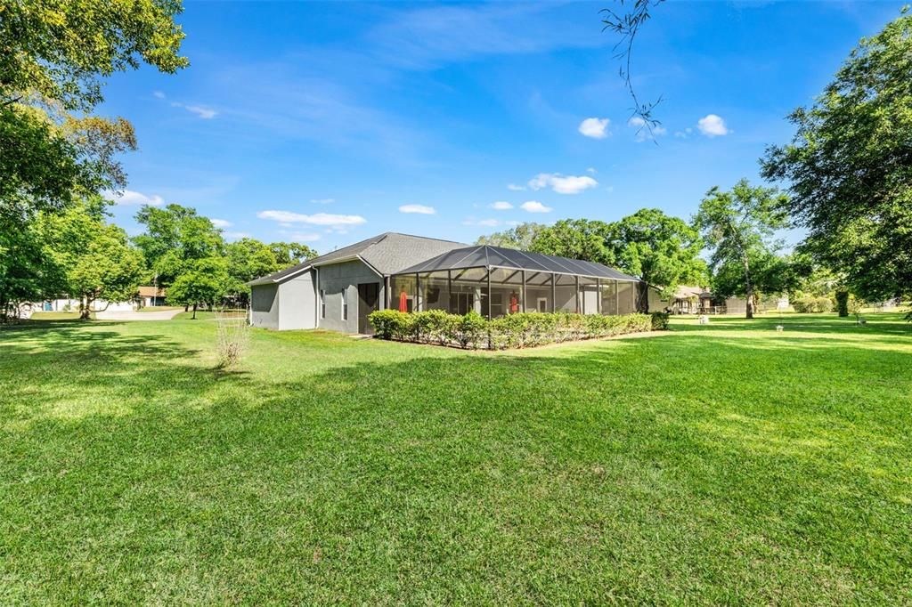 Activo con contrato: $699,000 (5 camas, 3 baños, 2730 Pies cuadrados)
