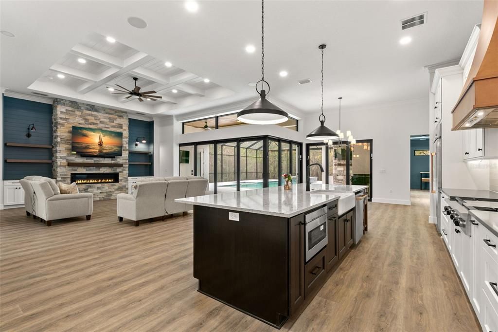 For Sale: $1,395,000 (4 beds, 3 baths, 3000 Square Feet)