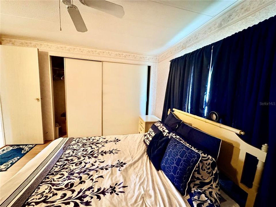 For Sale: $139,000 (2 beds, 2 baths, 1056 Square Feet)