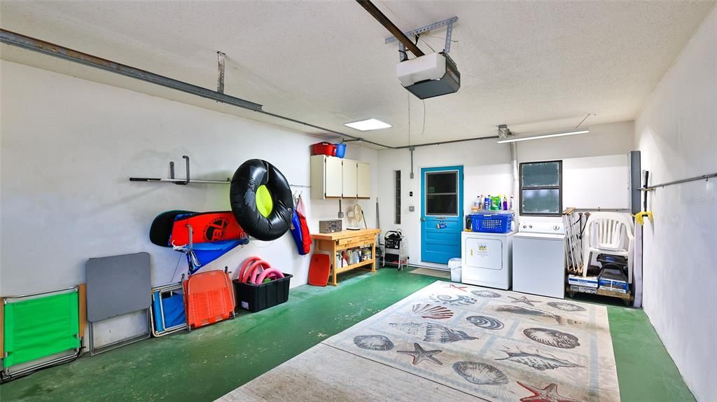For Sale: $249,519 (2 beds, 2 baths, 1216 Square Feet)
