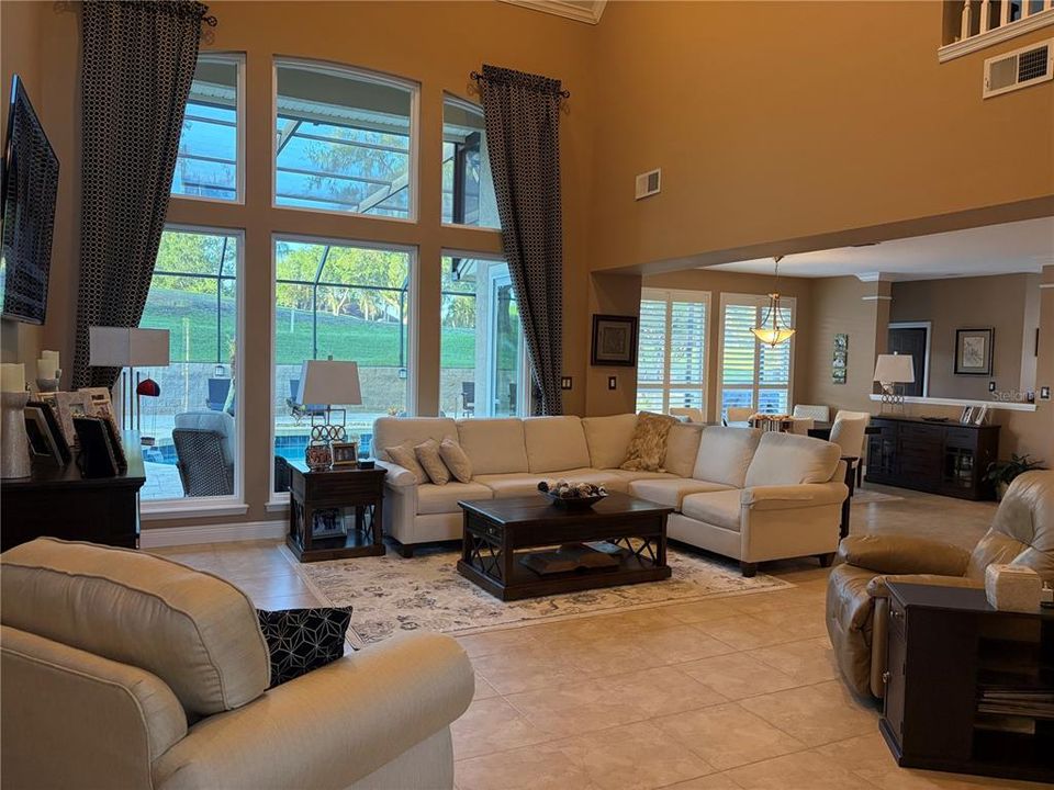 For Sale: $850,000 (4 beds, 4 baths, 2978 Square Feet)