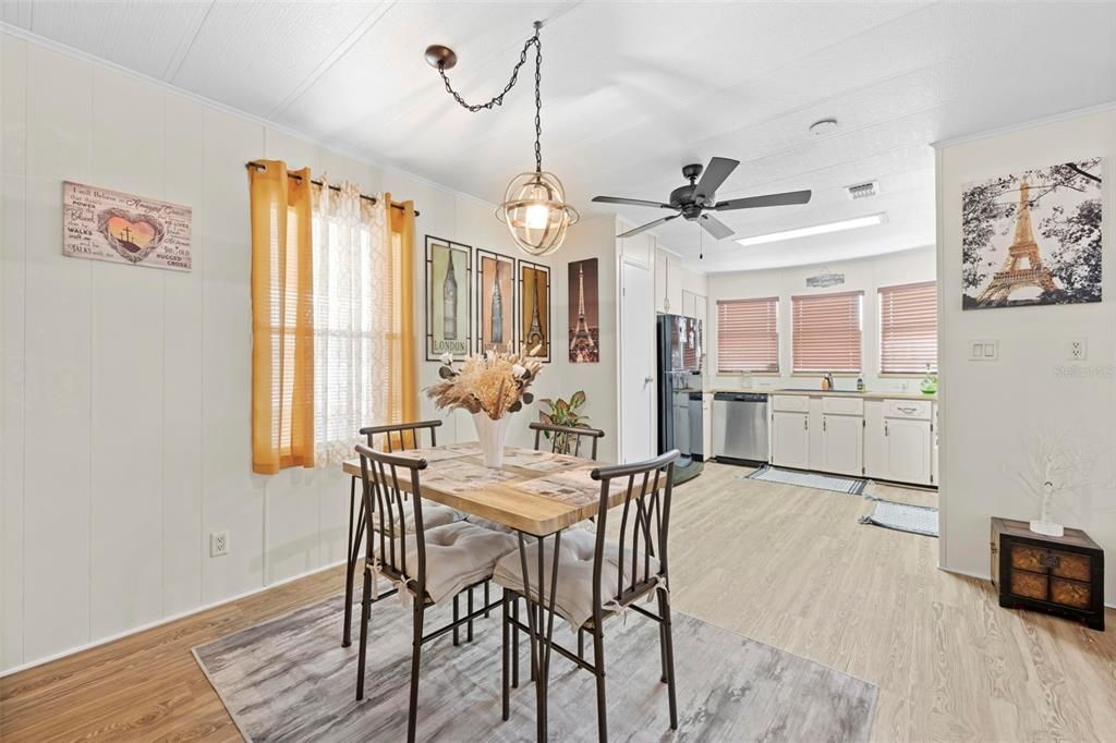 Activo con contrato: $184,900 (2 camas, 2 baños, 1248 Pies cuadrados)