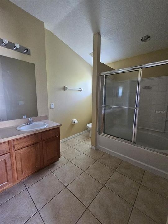 For Sale: $249,900 (3 beds, 2 baths, 1705 Square Feet)