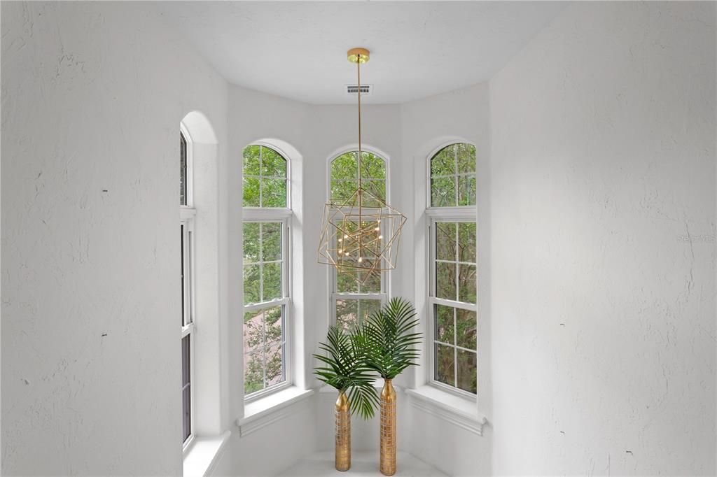 For Sale: $3,550,000 (4 beds, 5 baths, 4892 Square Feet)