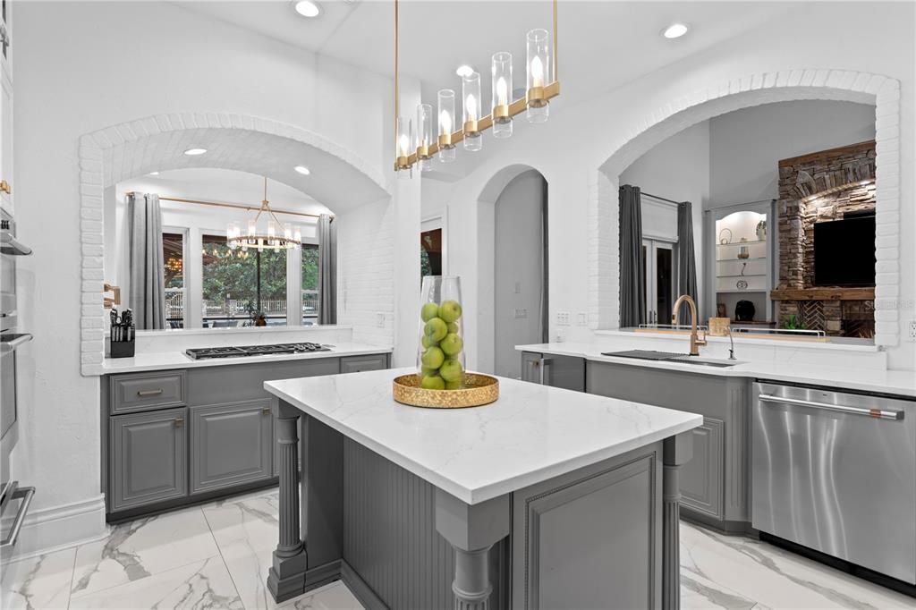 For Sale: $3,550,000 (4 beds, 5 baths, 4892 Square Feet)