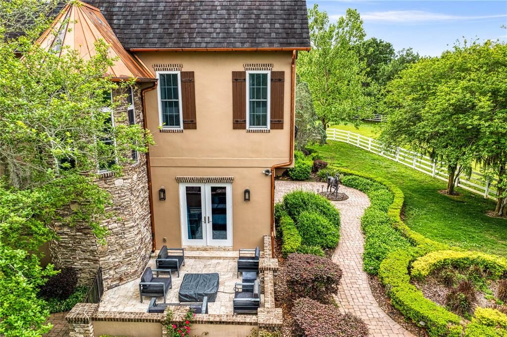 For Sale: $3,550,000 (4 beds, 5 baths, 4892 Square Feet)