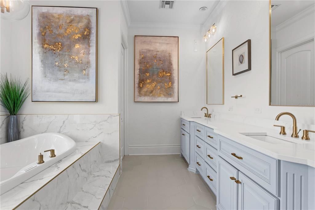 For Sale: $3,550,000 (4 beds, 5 baths, 4892 Square Feet)