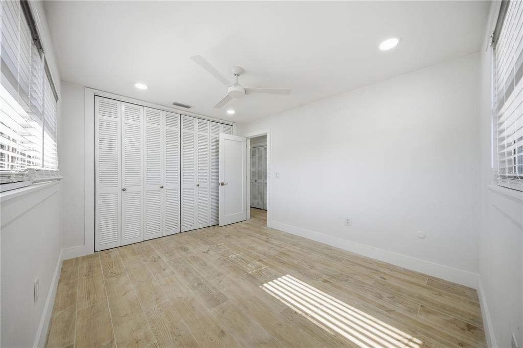 For Rent: $3,700 (4 beds, 2 baths, 1703 Square Feet)