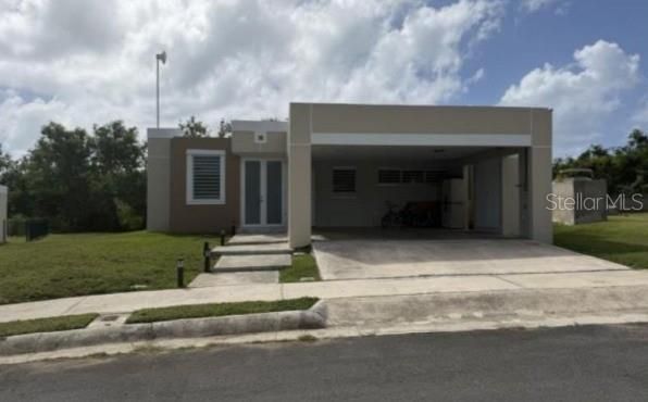Recently Sold: $295,000 (4 beds, 2 baths, 1746 Square Feet)