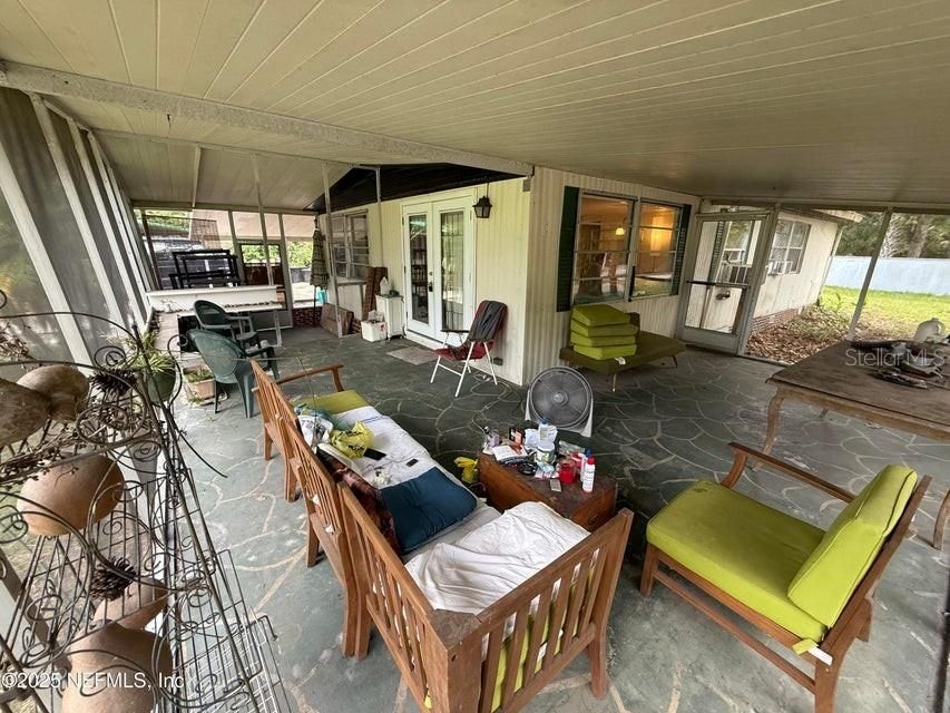 For Sale: $82,500 (2 beds, 2 baths, 1056 Square Feet)
