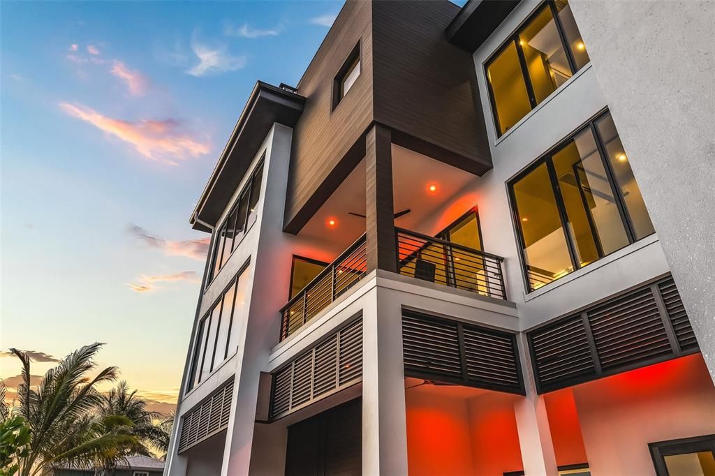На продажу: $6,295,000 (6 спален, 5 ванн, 3375 Квадратных фут)