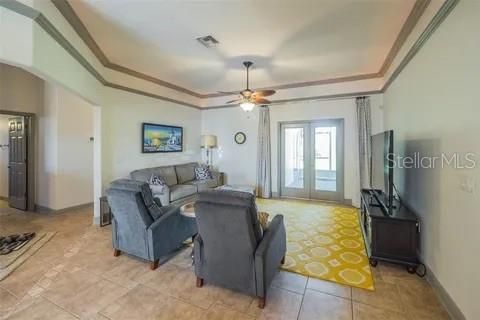 В аренду: $2,700 (4 спален, 2 ванн, 2168 Квадратных фут)