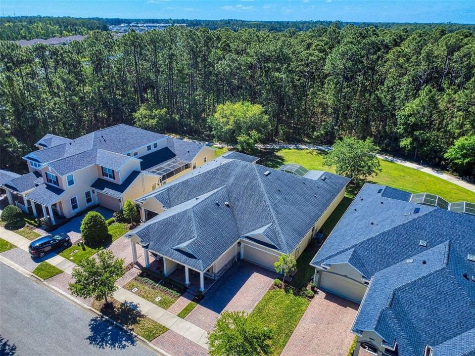 Под контрактом: $429,900 (2 спален, 2 ванн, 1973 Квадратных фут)