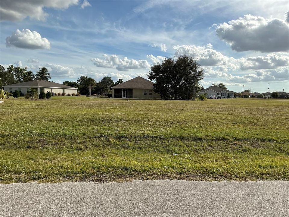 En Venta: $42,000 (0.22 acres)