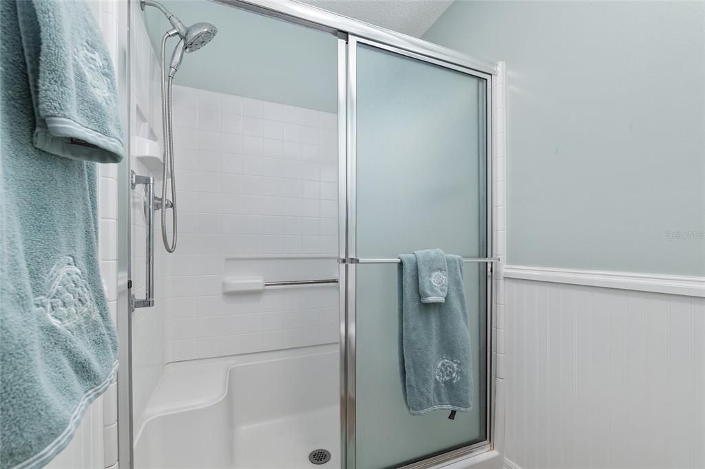 Active With Contract: $289,000 (2 beds, 2 baths, 1388 Square Feet)