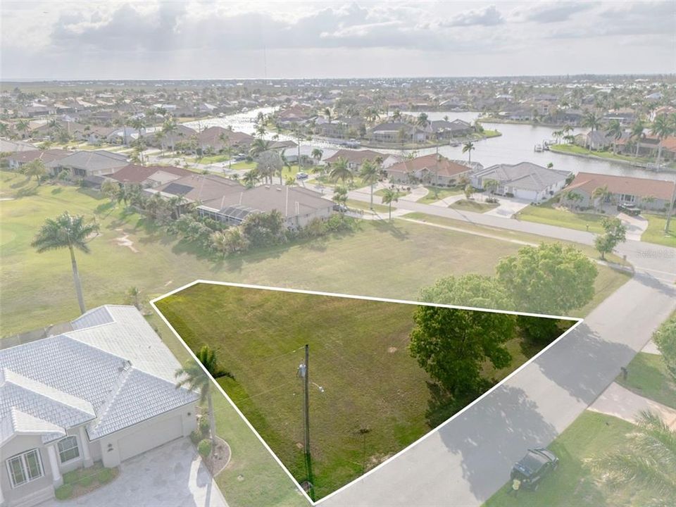 待售: $113,000 (0.24 acres)