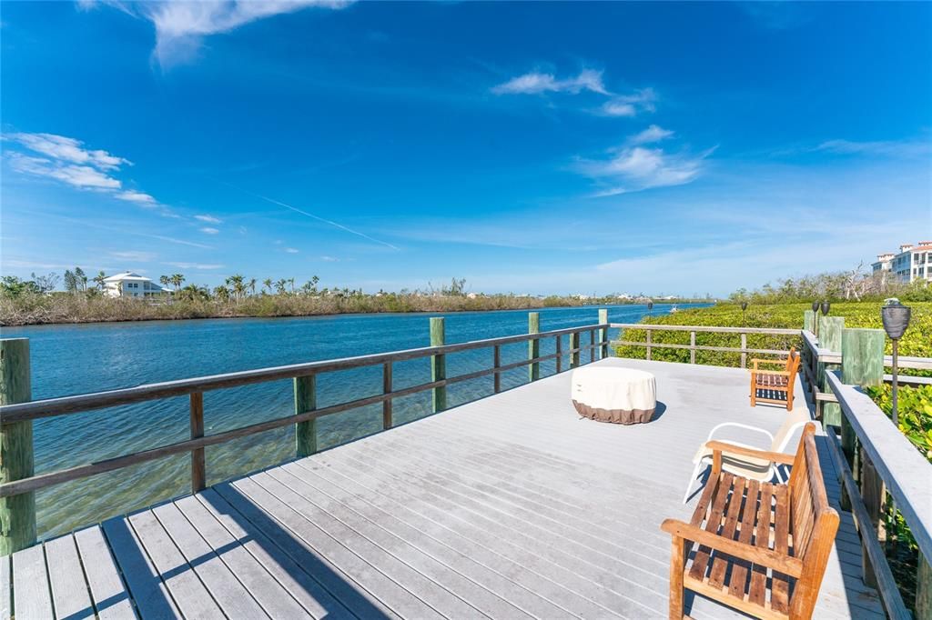 For Rent: $2,500 (2 beds, 2 baths, 1688 Square Feet)