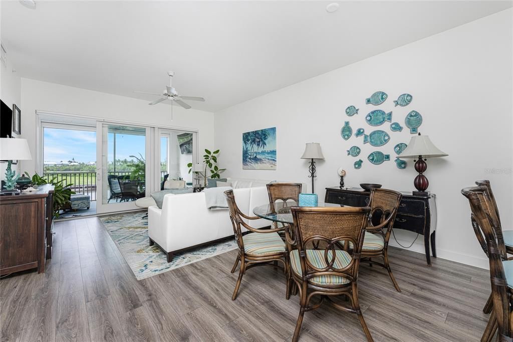 For Rent: $2,500 (2 beds, 2 baths, 1688 Square Feet)