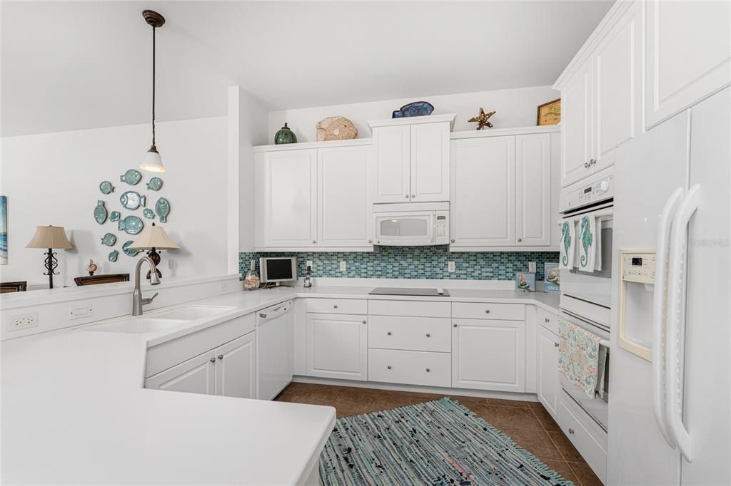 For Rent: $2,500 (2 beds, 2 baths, 1688 Square Feet)
