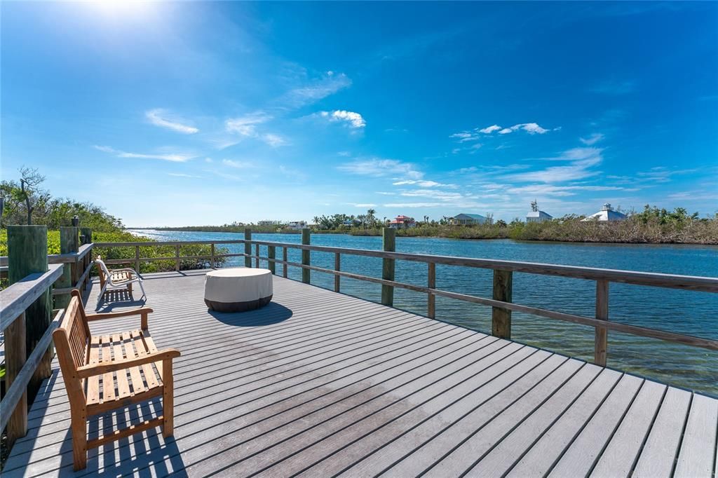 For Rent: $2,500 (2 beds, 2 baths, 1688 Square Feet)