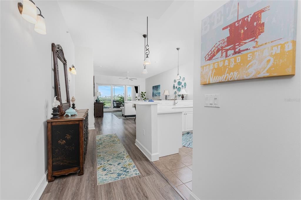 For Rent: $2,500 (2 beds, 2 baths, 1688 Square Feet)