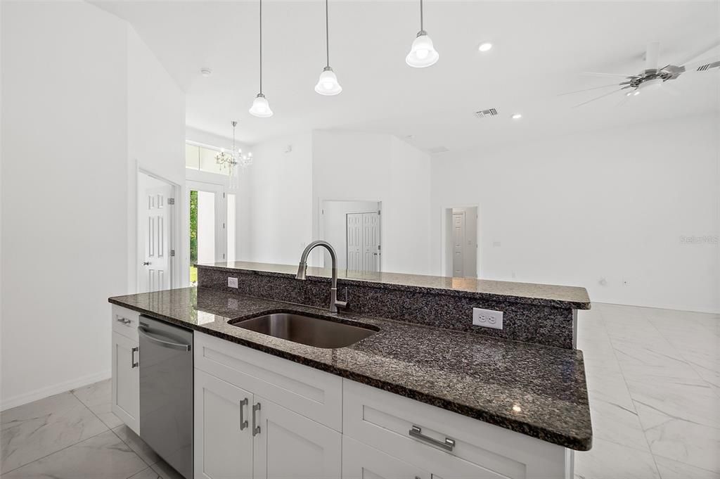 For Sale: $1,225,000 (5 beds, 3 baths, 2802 Square Feet)