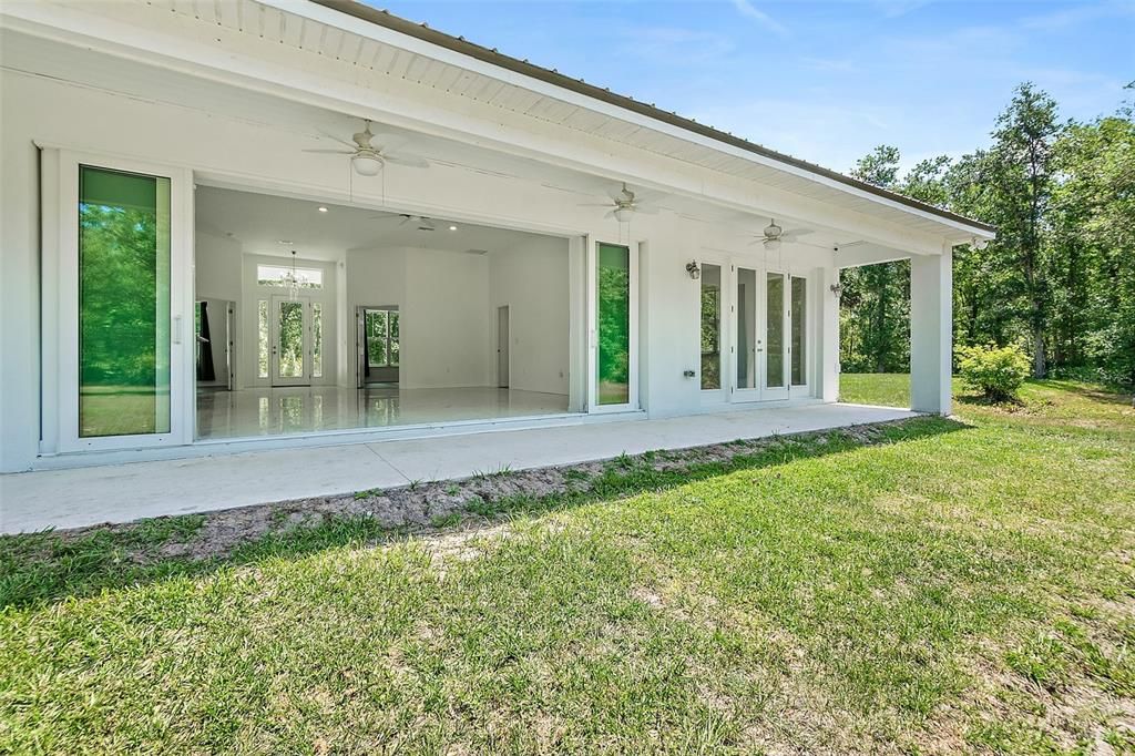 For Sale: $1,225,000 (5 beds, 3 baths, 2802 Square Feet)