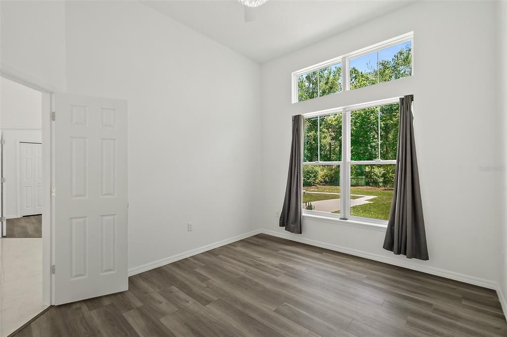 For Sale: $1,225,000 (5 beds, 3 baths, 2802 Square Feet)