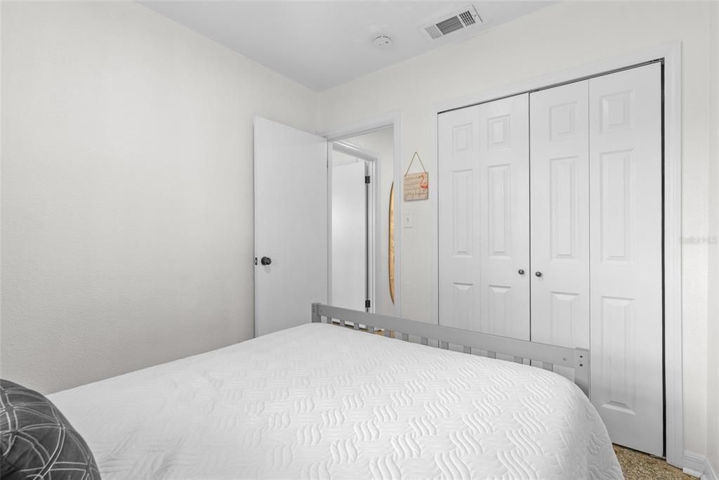 For Rent: $3,600 (4 beds, 2 baths, 1410 Square Feet)