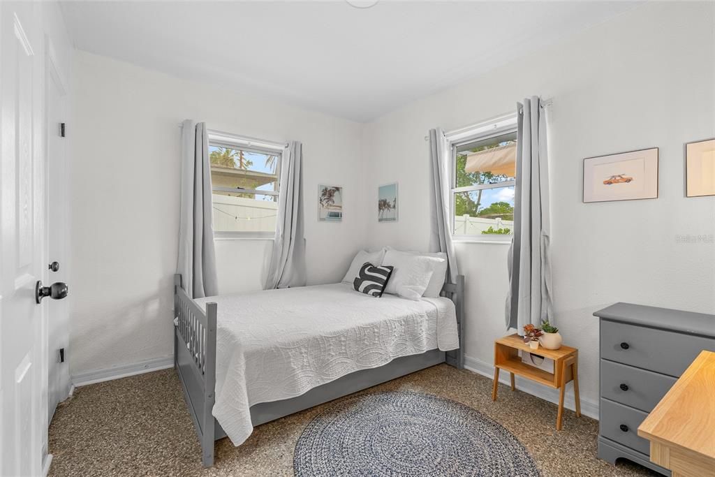 For Rent: $3,600 (4 beds, 2 baths, 1410 Square Feet)