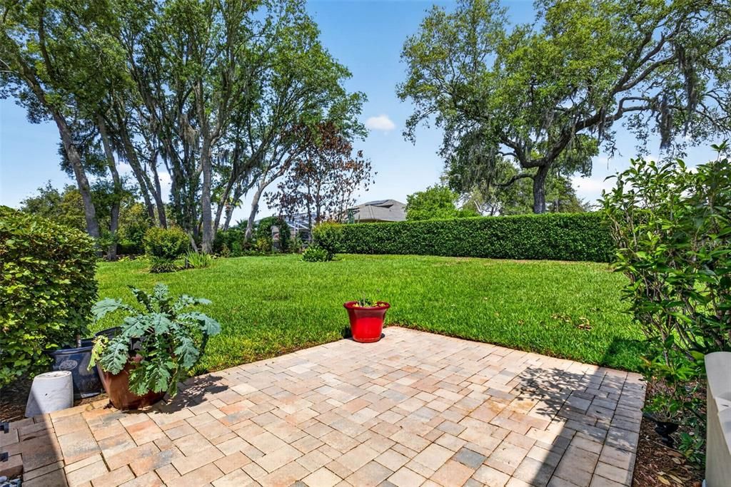 Activo con contrato: $569,999 (3 camas, 2 baños, 2449 Pies cuadrados)