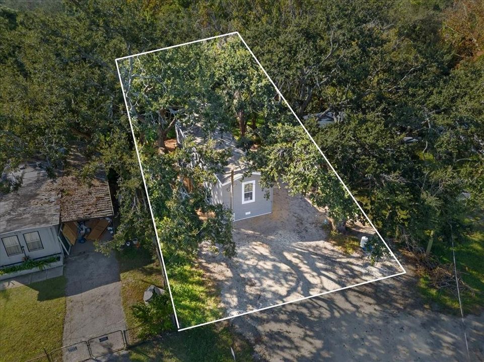 На продажу: $149,000 (2 спален, 2 ванн, 728 Квадратных фут)
