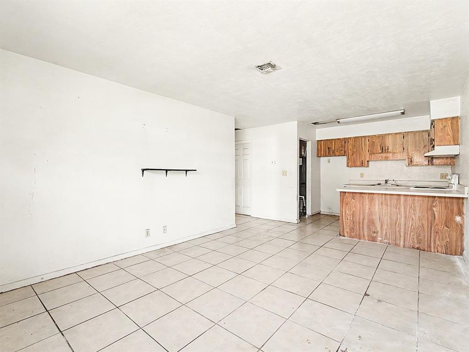 For Sale: $475,000 (0 beds, 0 baths, 2695 Square Feet)