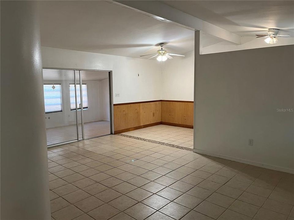 Active With Contract: $249,000 (3 beds, 1 baths, 1083 Square Feet)