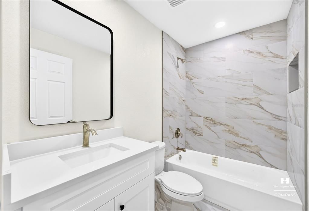 For Sale: $415,000 (4 beds, 2 baths, 1915 Square Feet)