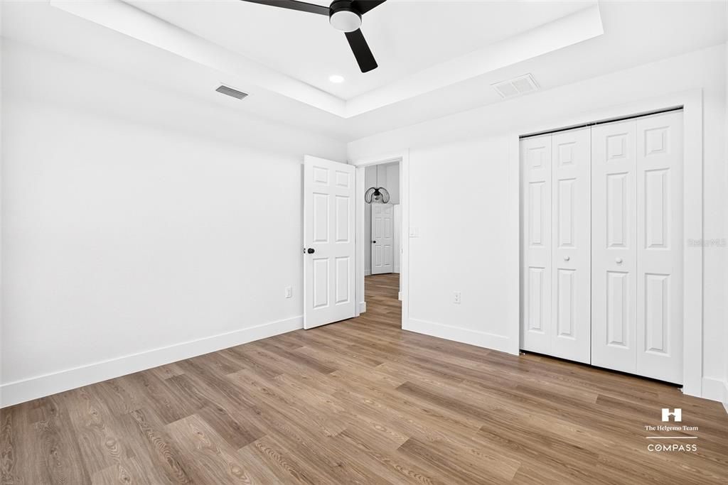 For Sale: $415,000 (4 beds, 2 baths, 1915 Square Feet)