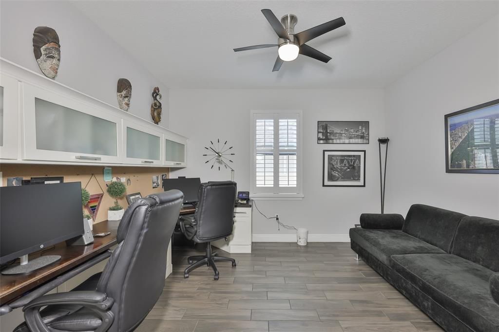 For Sale: $599,000 (4 beds, 4 baths, 2641 Square Feet)