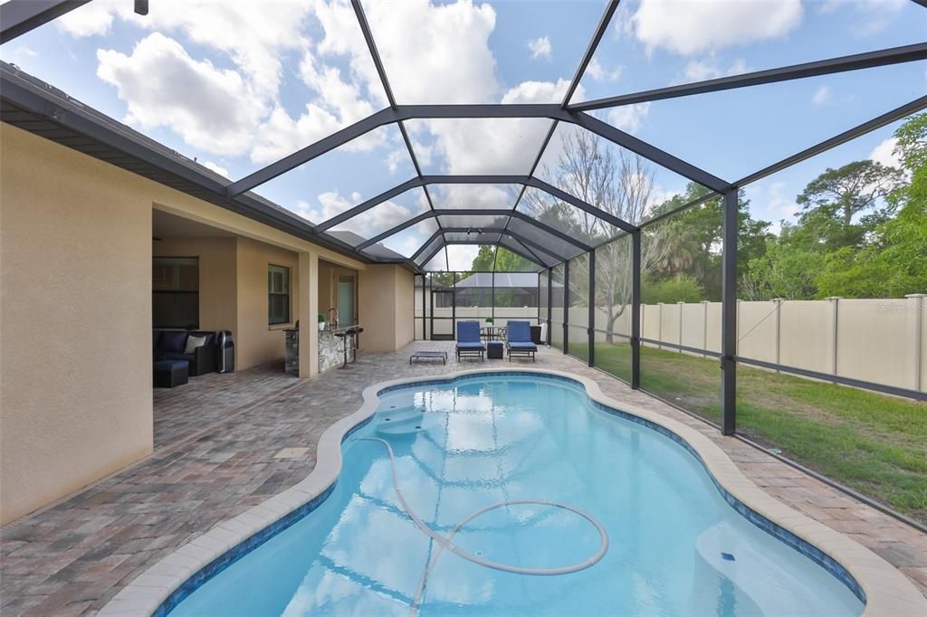 For Sale: $599,000 (4 beds, 4 baths, 2641 Square Feet)