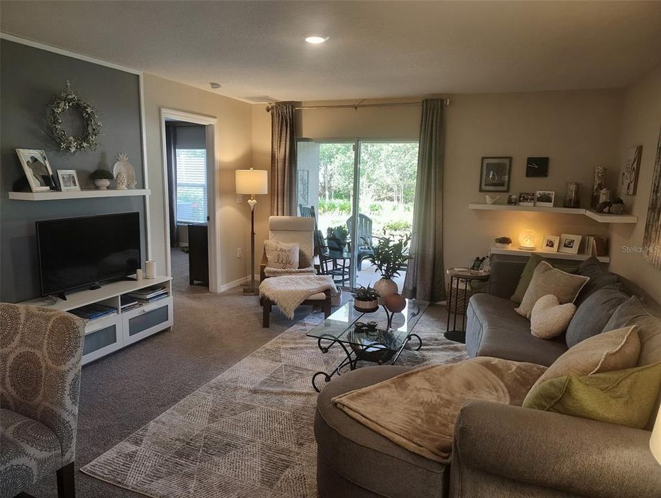 For Sale: $338,000 (3 beds, 2 baths, 1516 Square Feet)