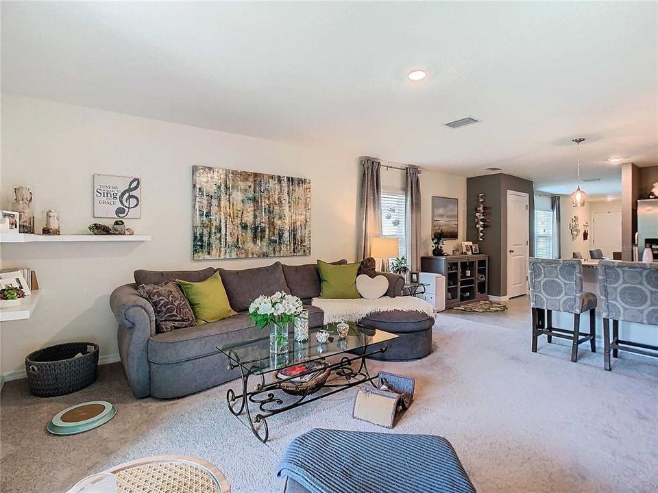 For Sale: $338,000 (3 beds, 2 baths, 1516 Square Feet)