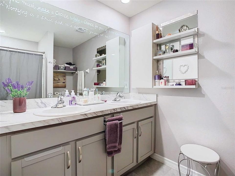 For Sale: $338,000 (3 beds, 2 baths, 1516 Square Feet)