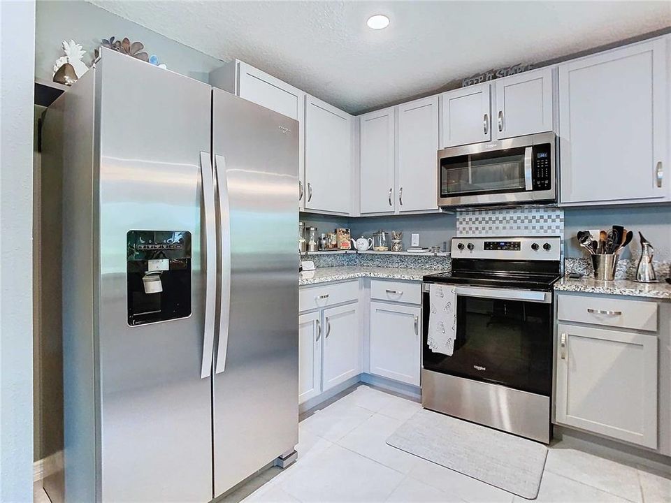 For Sale: $338,000 (3 beds, 2 baths, 1516 Square Feet)