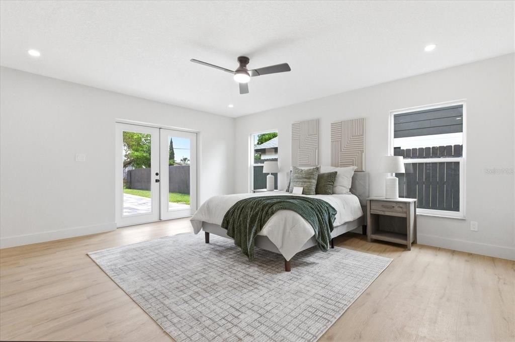Activo con contrato: $745,000 (5 camas, 3 baños, 2330 Pies cuadrados)